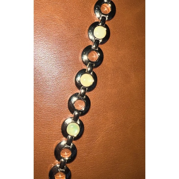 7" Goldtone Bracelet  Round Links, Creamy Yellow Stones - Picture 1 of 4